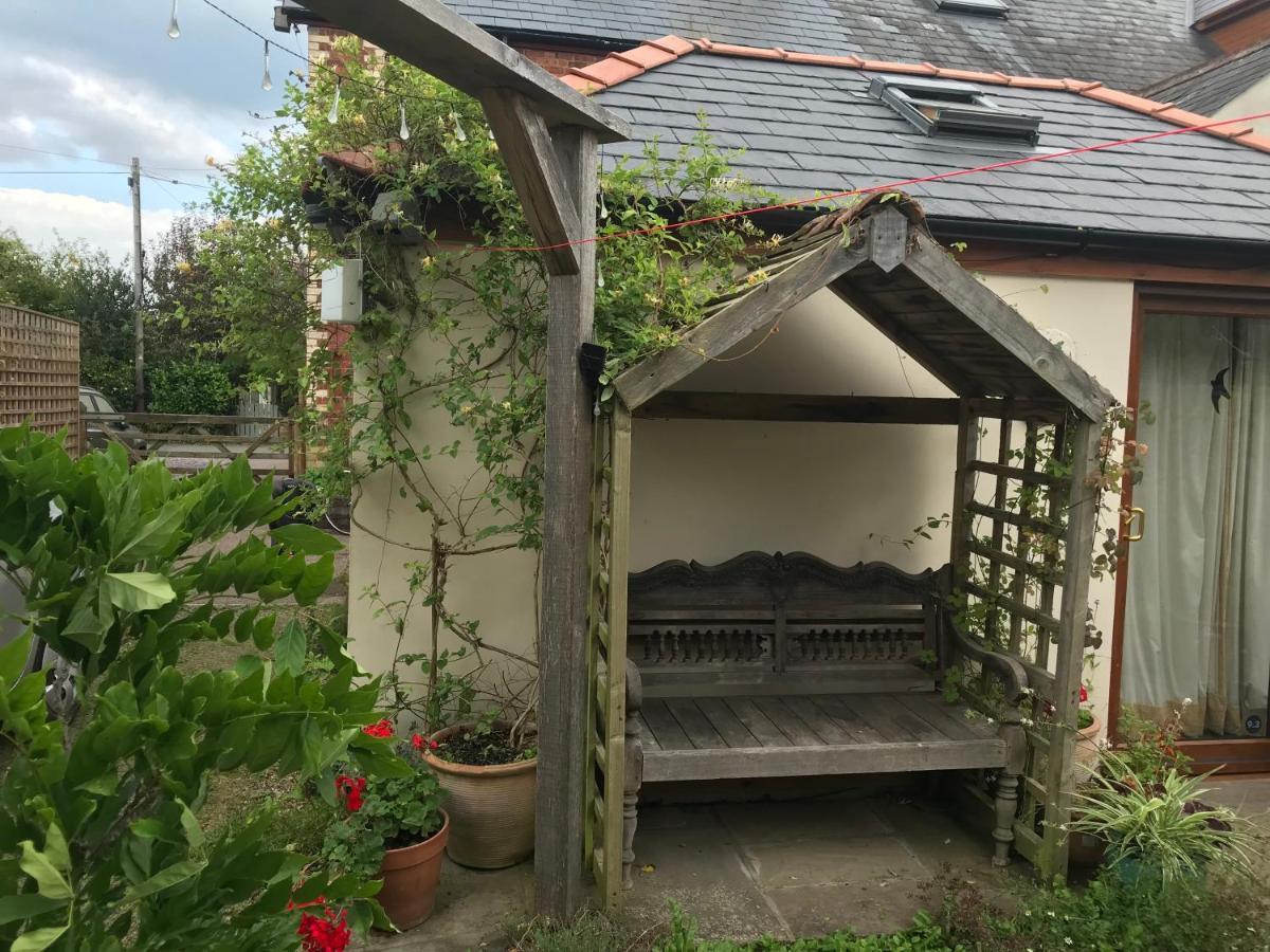 Bed & Breakfast Primrose Self Catering *